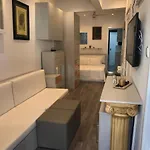 Mycasa בית הארחה